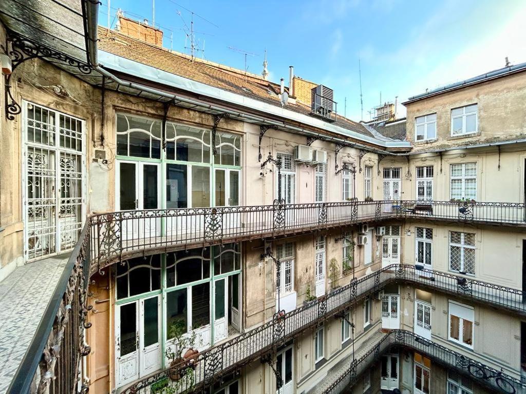 Gellert Danube Panorama Apartment Budapest Ngoại thất bức ảnh